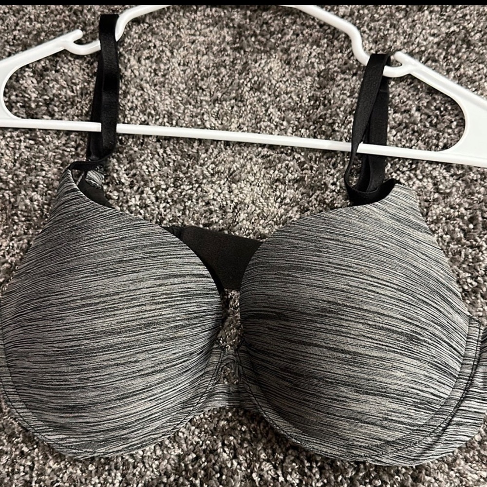 NWOT Victoria secret bra